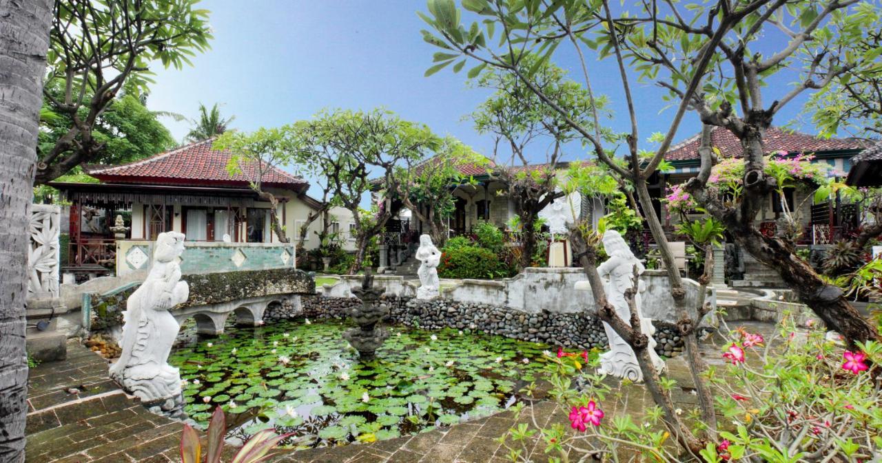 Bali Taman Beach Resort & Spa Lovina Pabean Buleleng Exterior foto