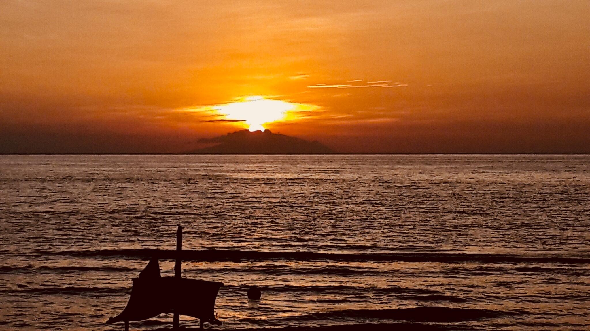 Bali Taman Beach Resort & Spa Lovina Pabean Buleleng Exterior foto