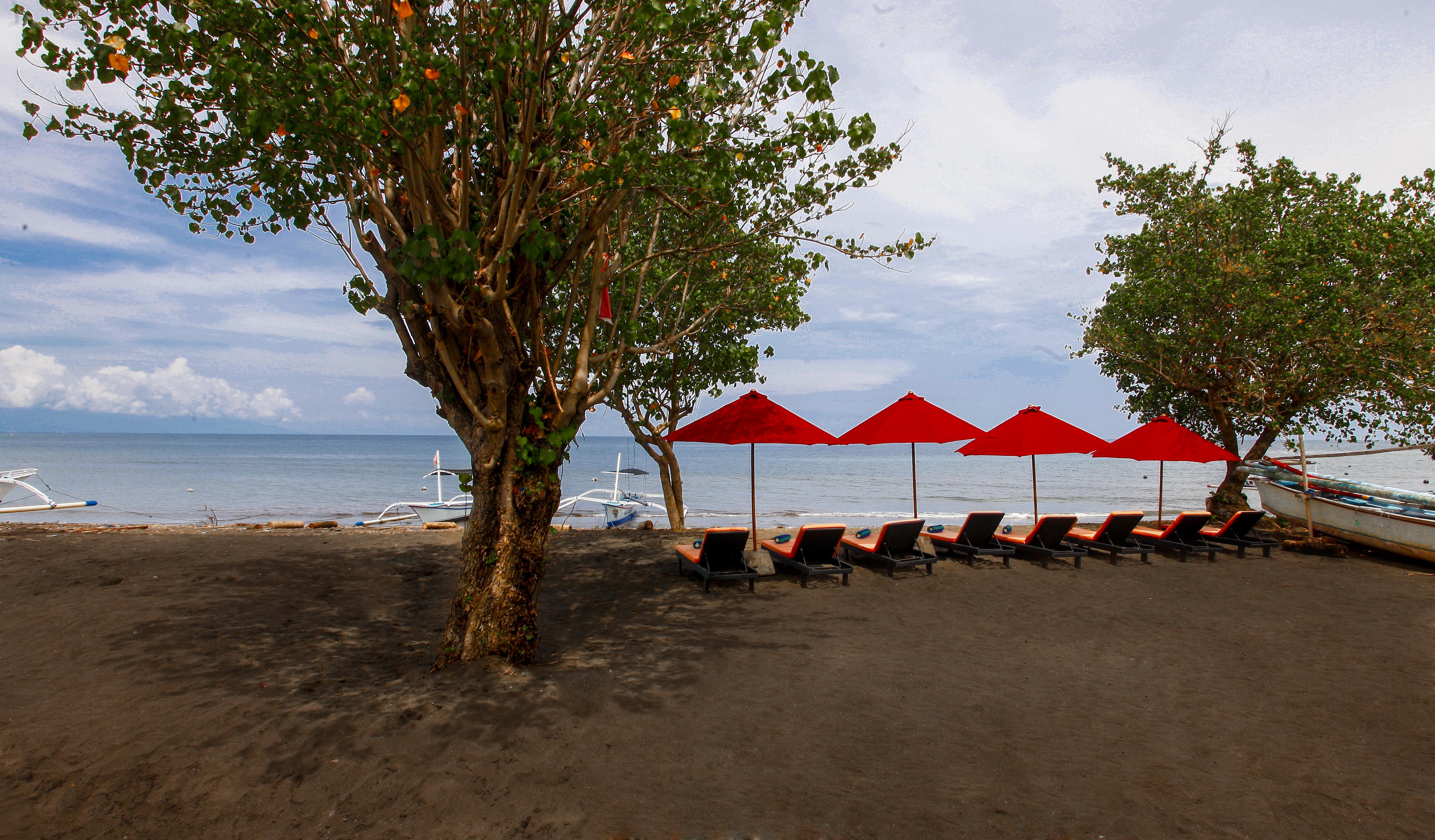 Bali Taman Beach Resort & Spa Lovina Pabean Buleleng Exterior foto