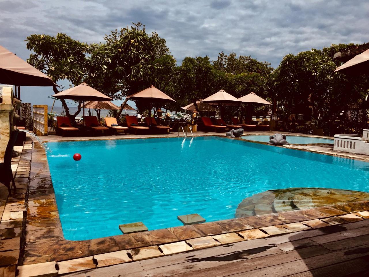 Bali Taman Beach Resort & Spa Lovina Pabean Buleleng Exterior foto