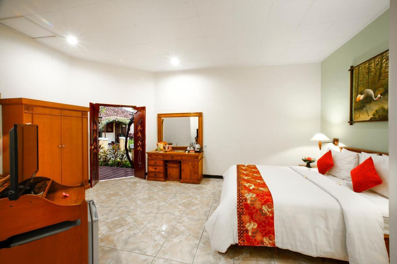 Bali Taman Beach Resort & Spa Lovina Pabean Buleleng Exterior foto